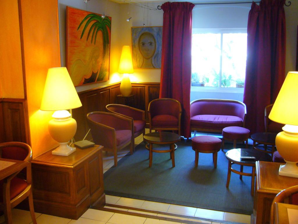 Hotel Les Palmiers Saint-Tropez Buitenkant foto